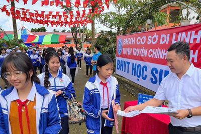 Lâm Đồng quyết tâm đạt 100% học sinh, sinh viên tham gia BHYT