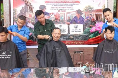 Bao La làm dân vận khéo