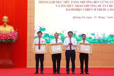 Phát động phong trào thi đua 'Quảng Trị quyết tâm thực hiện thắng lợi mục tiêu tăng trưởng bền vững 2 con số, giai đoạn 2026-2030'