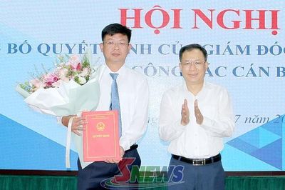 Công bố các quyết định của Giám đốc BHXH Việt Nam về công tác cán bộ