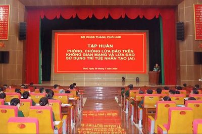 Nâng cao kiến thức, kỹ năng phòng, chống lừa đảo trên không gian mạng cho cán bộ, chiến sĩ