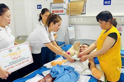 Câu lạc bộ Nhân ái 11/11: Hơn một thập kỷ bền bỉ kết nối yêu thương