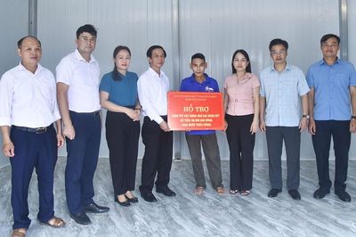 Khánh thành nhà 'Đại đoàn kết' tại xã Bình Thành