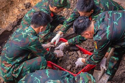 Toàn cảnh hơn một tháng tìm kiếm, quy tập hài cốt liệt sĩ ở Công viên Lê Thị Riêng
