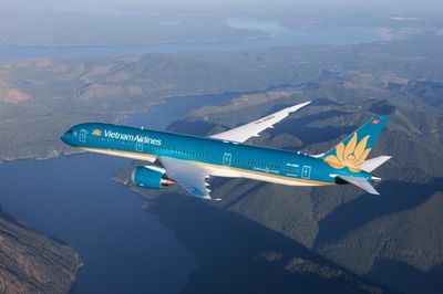 Vietnam Airlines thu hơn 76.500 tỷ đồng, báo lãi gần 4.200 tỷ đồng bất chấp 'bão' giá nhiên liệu bay
