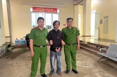 Bắt đối tượng truy nã lừa mua cây cảnh để chiếm đoạt tài sản rồi trốn sang Lào