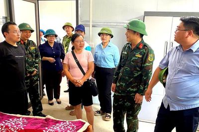 Bàn giao 7 ngôi nhà đầu tiên cho các hộ dân vùng lũ Mường Than