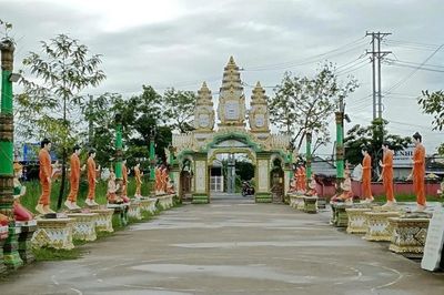 Hệ phái Nam Tông vào mùa An cư Kiết hạ