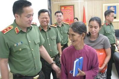 Trung tướng Mai Hoàng, Giám đốc Công an TPHCM tiếp công dân
