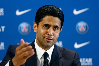 UEFA ủng hộ ông bầu PSG thay thế chủ tịch FIFA