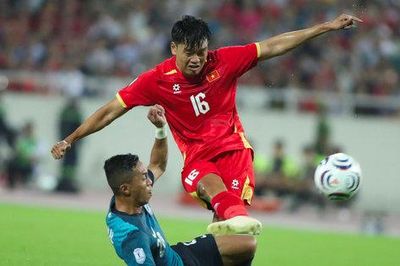 Tuyển Việt Nam bị Singapore cầm hòa không bàn thắng trên sân Mỹ Đình