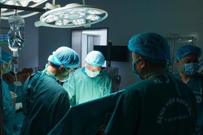 Quyết định quan trọng cứu người phụ nữ mắc ung thư vú kèm nhiều bệnh nền nguy hiểm