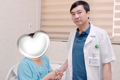 Người phụ nữ Úc tìm đến Việt Nam để bóc u xơ tử cung