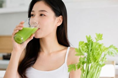 Điều gì xảy ra với cơ thể khi uống nước ép cần tây mỗi ngày?