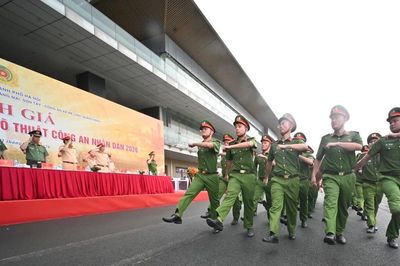 Từ mồ hôi rèn luyện ngoài giờ đến yêu cầu tinh nhuệ, xả thân vì nhân dân