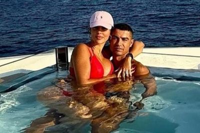 So sánh siêu du thuyền của Ronaldo, David Beckham