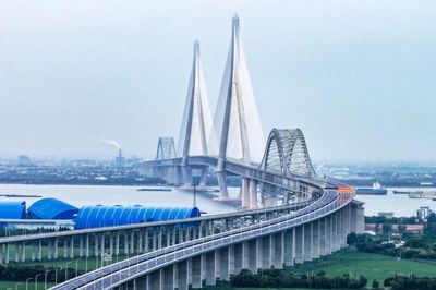 Trung Quốc tiếp tục chi mạnh tay cho hạ tầng giao thông