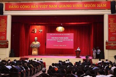 Không ngừng đổi mới để đồng hành cùng đất nước
