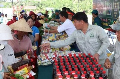 Lan tỏa nghĩa tình quân-dân từ những 'Gian hàng 0 đồng'
