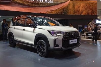 Cận cảnh Suzuki XL7 2026 vừa ra mắt tại Indonesia