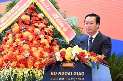 Đối ngoại và hội nhập kinh tế quốc tế cần tiếp tục đi trước một bước