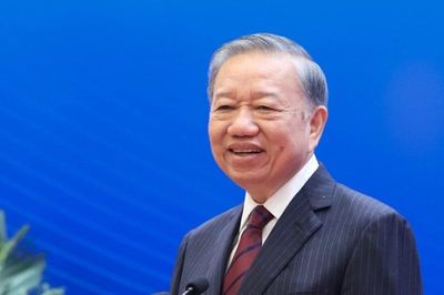 'Tình hình càng phức tạp càng phải bình tĩnh, mạnh dạn nhưng không phiêu lưu'