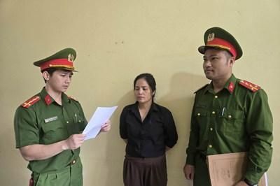 Khởi tố người phụ nữ cho vay lãi nặng, giao dịch hơn 11 tỉ đồng