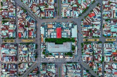 Độc đáo giá trị kiến trúc và sức sống thương mại của chợ Long Hoa