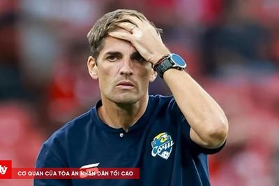 Cựu HLV Tây Ban Nha Robert Moreno lên tiếng phủ nhận việc bị tố dùng ChatGPT để huấn luyện