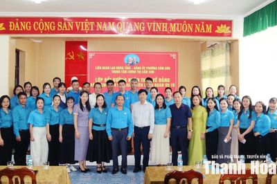 Bồi dưỡng nhận thức về Đảng cho 80 cán bộ, đoàn viên công đoàn ưu tú