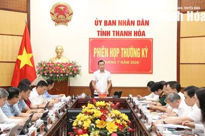 Chủ tịch UBND tỉnh Tô Anh Dũng chủ trì phiên họp thường kỳ tháng 7/2026