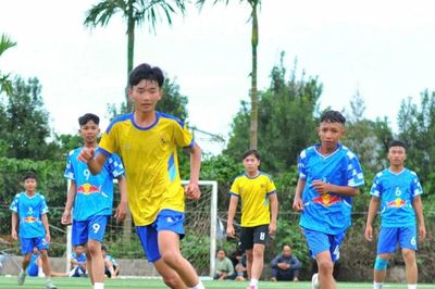 21 đội tranh tài tại Festival bóng đá cộng đồng Dương Nguyễn Sport