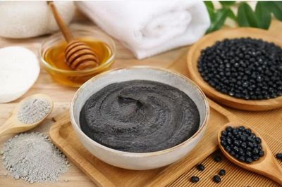 Cách dùng đậu đen dưỡng nhan