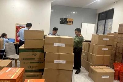 Khởi tố 3 bị can liên quan đến doanh nghiệp thực phẩm chức năng ở Hưng Yên