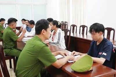 Không tự ý lắp đặt, sử dụng thiết bị tín hiệu ưu tiên