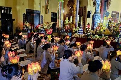 Hà Nội: Phật tử chùa Quán Sứ trang nghiêm kỷ niệm ngày vía Đức Bồ-tát Quán Thế Âm