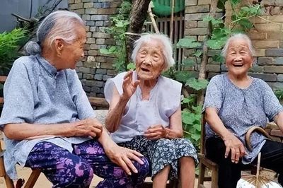 Sau 60 tuổi có 3 bữa không nên ăn, 2 giấc không nên ngủ: Ai làm được ắt khỏe mạnh, sống lâu