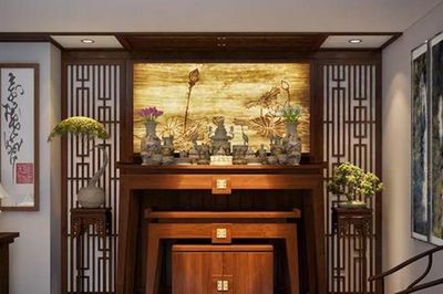 Thứ đặt ngay cạnh bát hương trên bàn thờ nhưng nhiều người dùng sai công dụng, ảnh hưởng phong thủy