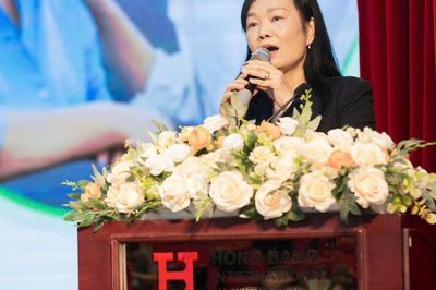 Chữa ung thư bằng cách nhịn ăn, bác sĩ cảnh báo gì?
