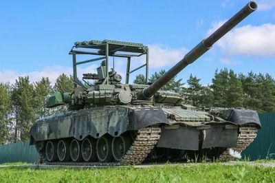 Sức mạnh trường tồn của dòng xe tăng T-80