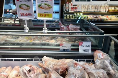 Việt Nam nhập gần 200.000 tấn thịt gà nửa đầu năm