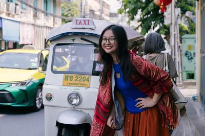 Thái Lan muốn hạn chế xe tuk-tuk chạy xăng ở Bangkok