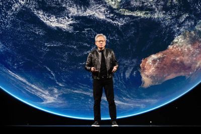 CEO Nvidia chỉ ra nghề sẽ có thu nhập 100.000 USD