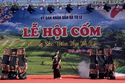 Về Tú Lệ thưởng thức hương cốm mùa thu vàng cùng đồng bào Thái