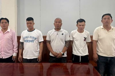 Khởi tố 5 đối tượng có hành vi cướp tài sản