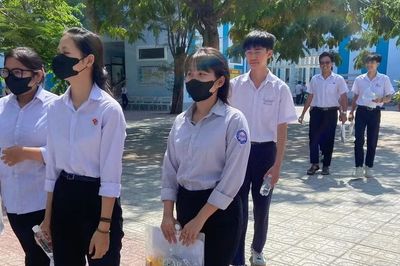 Khánh Hòa giảm 271 trường công lập, khuyến khích cán bộ quản lý đi dạy