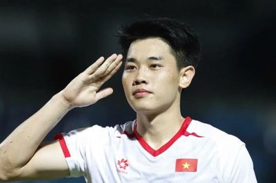 Đình Bắc mất lợi thế ở cuộc đua Vua phá lưới ASEAN Cup 2026