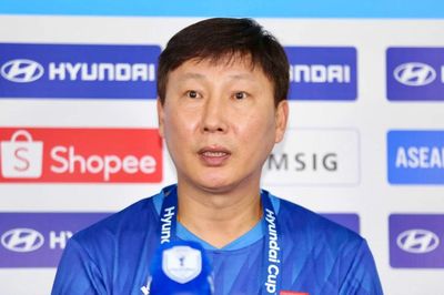 HLV Kim Sang-sik: 'Tuyển Việt Nam quyết lấy 3 điểm trước Indonesia'