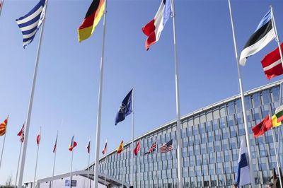 Mỹ rời vị trí lãnh đạo nhóm viện trợ Ukraine của NATO