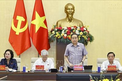 Chủ tịch Quốc hội Trần Thanh Mẫn: Xây dựng luật để mở đường cho phát triển
